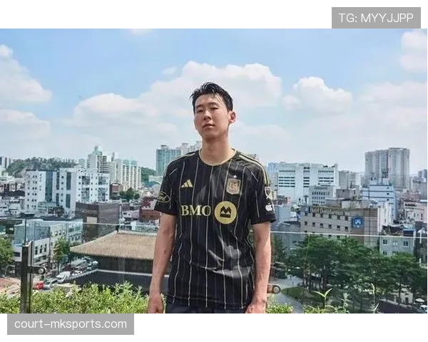 孙兴慜表现惊艳,转会市场估值飙升跻身欧洲顶级前锋行列 孙兴慜表现惊艳,转会市场估值飙升跻身欧洲顶级前锋行列