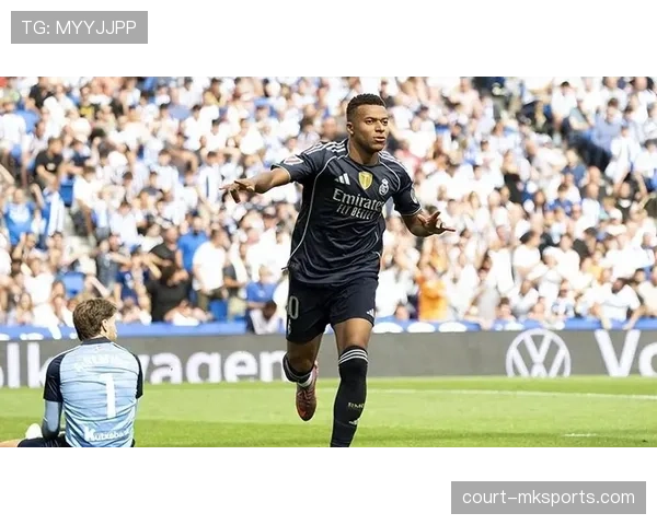 姆巴佩全球粉丝数破亿,状态火热引关注热潮持续升温 姆巴佩全球粉丝数破亿,状态火热引关注热潮持续升温